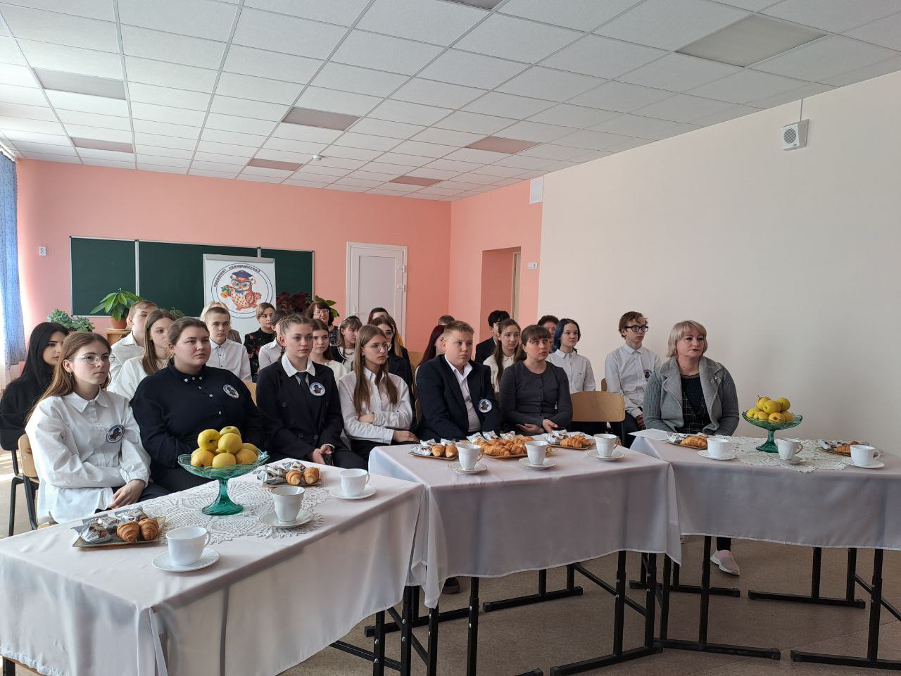 К новым высотам и ярким победам.