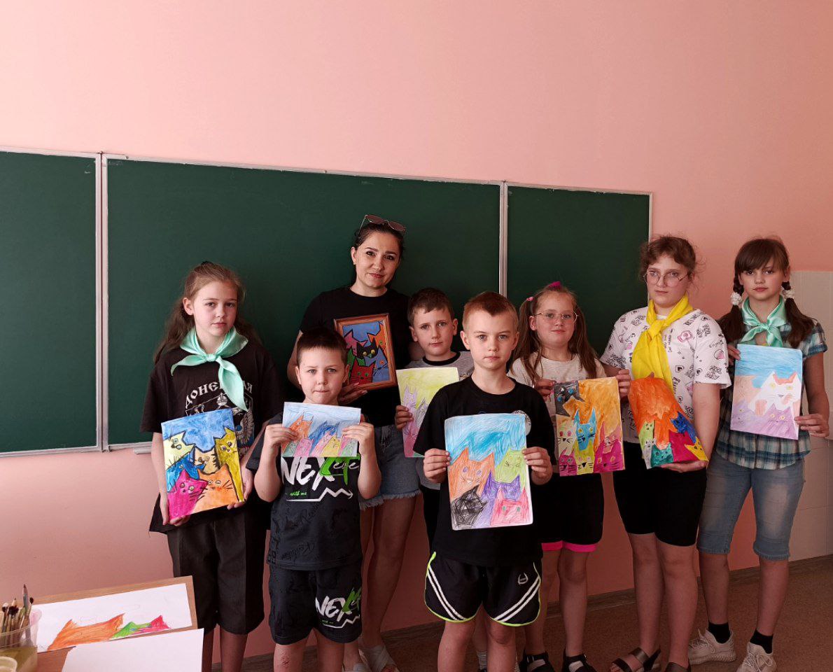 Занятия по секциям.